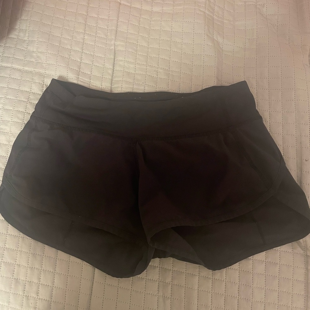 lululemon black speed up shorts